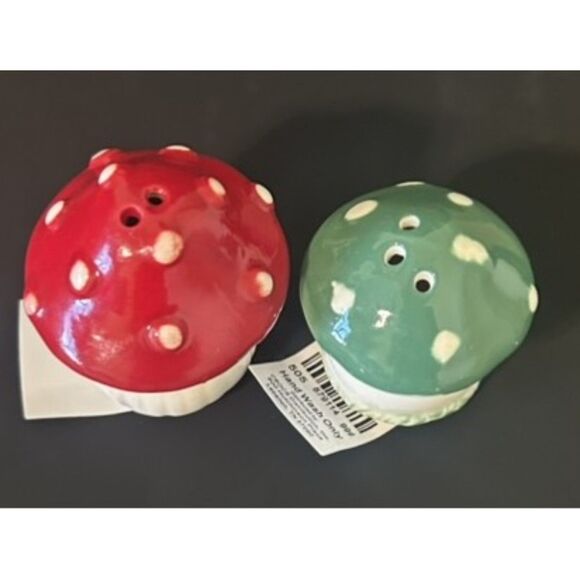 unknown Other - NEW! Set of Mushroom Salt & Pepper Ceramic Shakers Approx 2 1/8”-2.25” Green Red